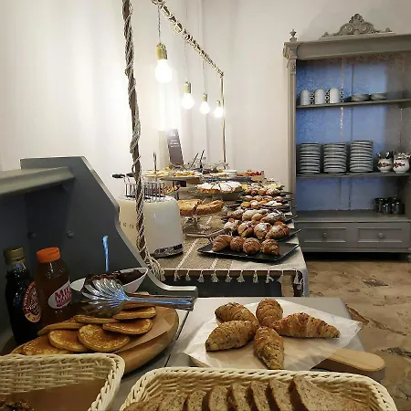 Hotel Avana Fronte Mare 3*