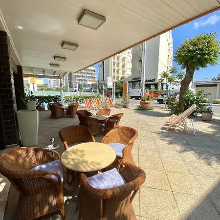 Hotel Avana Fronte Mare Riccione