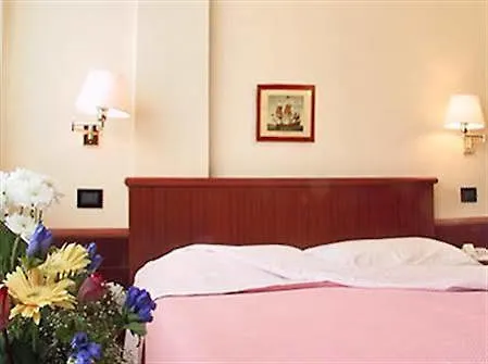 Avana Fronte Mare 3* Ριτσιόνε