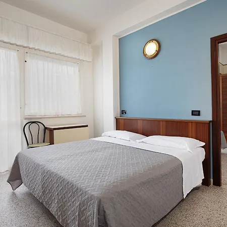 Avana Fronte Mare Otel Riccione
