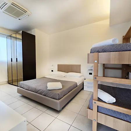 Hotel Avana Fronte Mare 3*