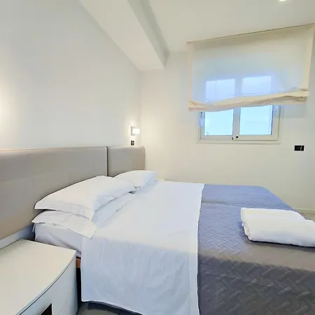 Hotell Avana Fronte Mare 3*