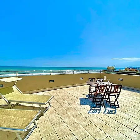Avana Fronte Mare Otel
