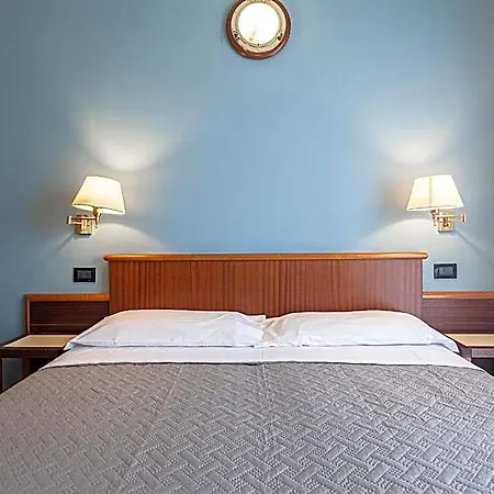 Avana Fronte Mare Otel 3*