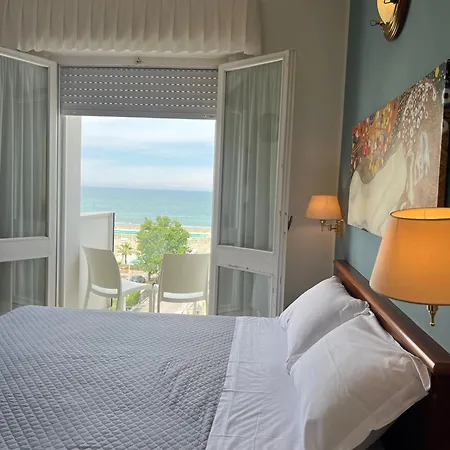 Hotel Avana Fronte Mare Riccione