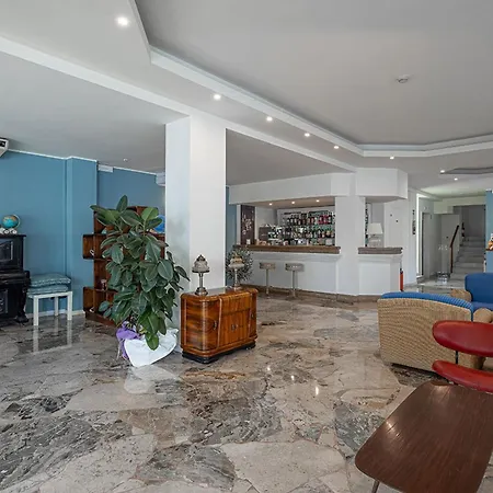 Avana Fronte Mare 3* Riccione