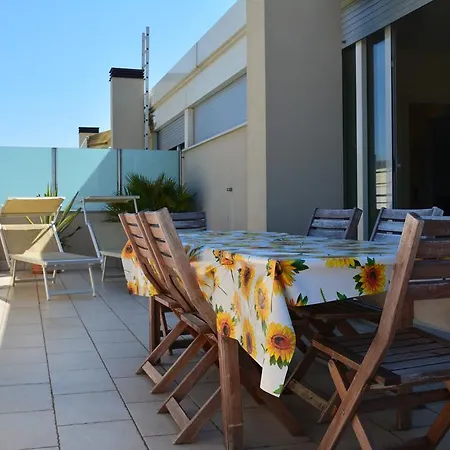 Avana Fronte Mare Hotell
