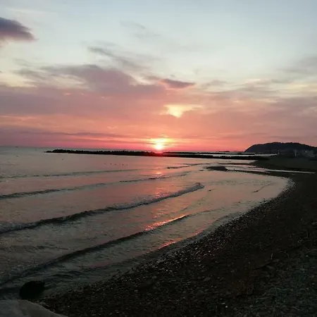 Avana Fronte Mare 3* Riccione