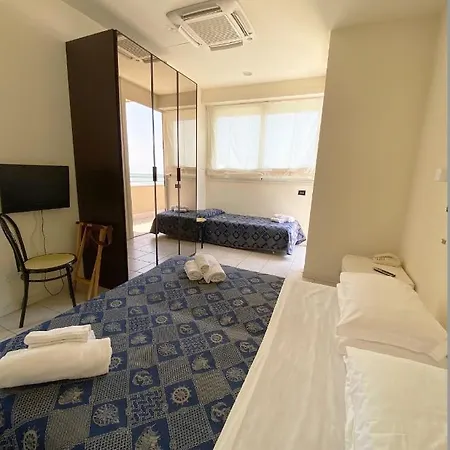 Otel Avana Fronte Mare Riccione