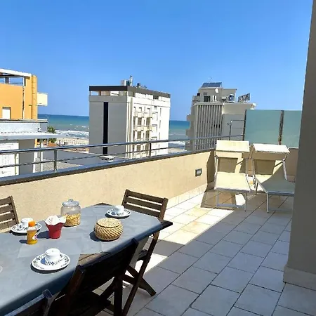 Avana Fronte Mare 3*