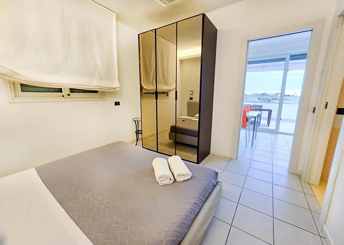 Avana Fronte Mare 3* ريتشيوني