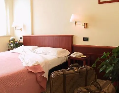 Avana Fronte Mare 3* ريتشيوني