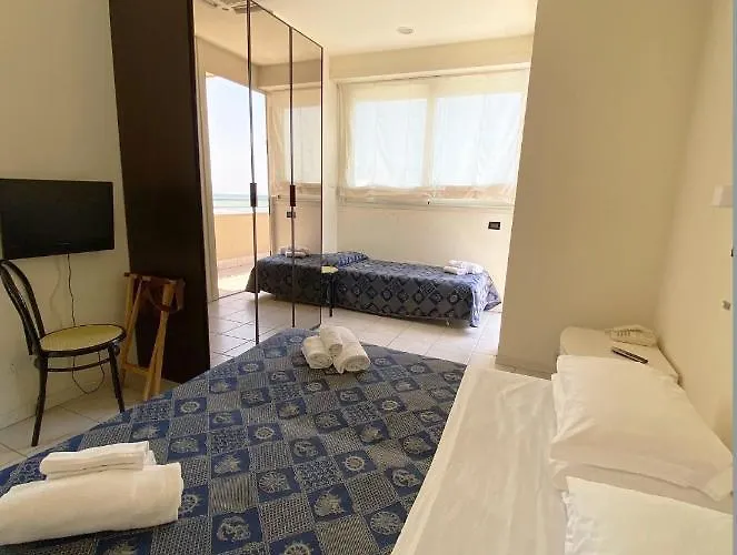 호텔 Avana Fronte Mare 리치오네