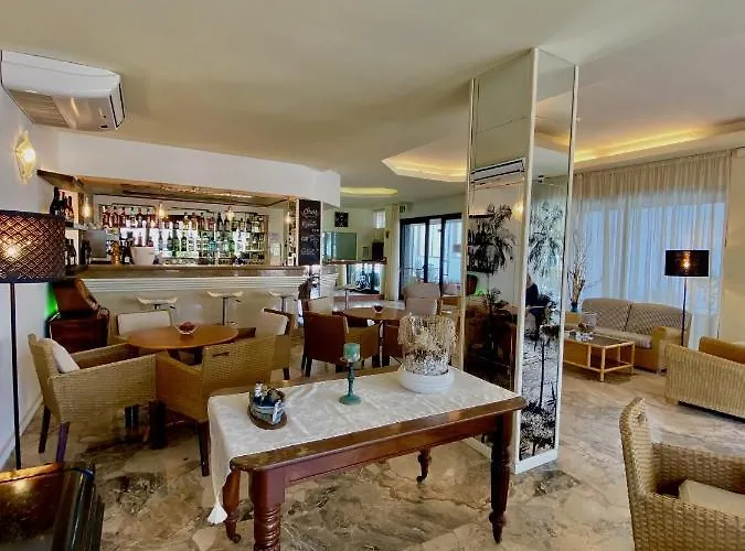 Avana Fronte Mare ريتشيوني